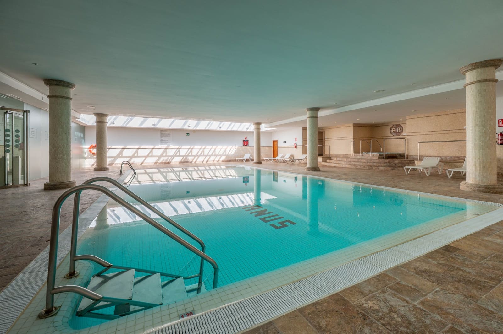 3 bedroom Apartment for sale in Marbella with pool garage - € 2,300,000 (Ref: 9833507)