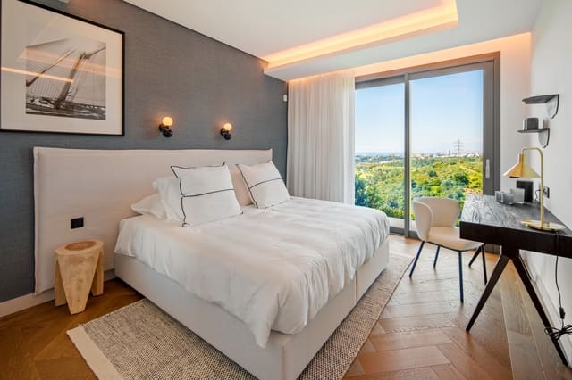 4 slaapkamer Villa te koop in Marbella met zwembad garage - € 6.500.000 (Ref: 9833508)