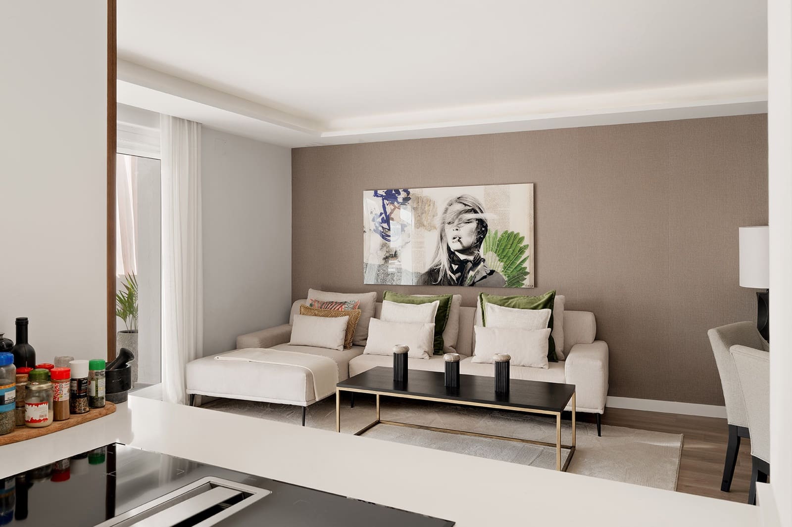 4 bedroom Apartment for rent in Marbella with pool garage - € 6,000 (Ref: 9834230)