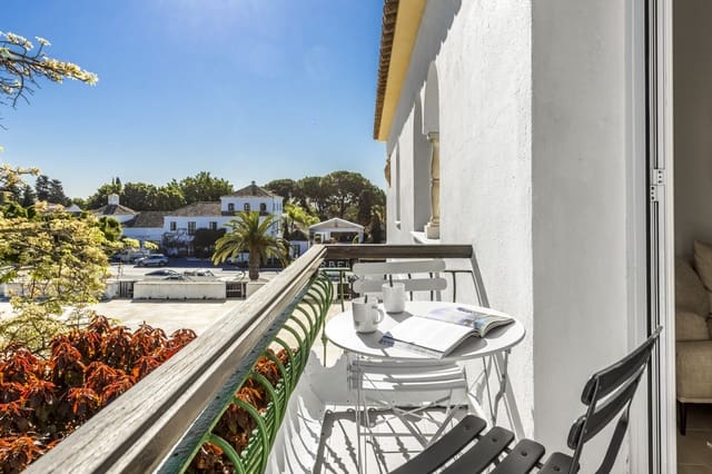 2 slaapkamer Appartement te huur in Golden Mile, Marbella met garage - € 1.950 (Ref: 9834801)