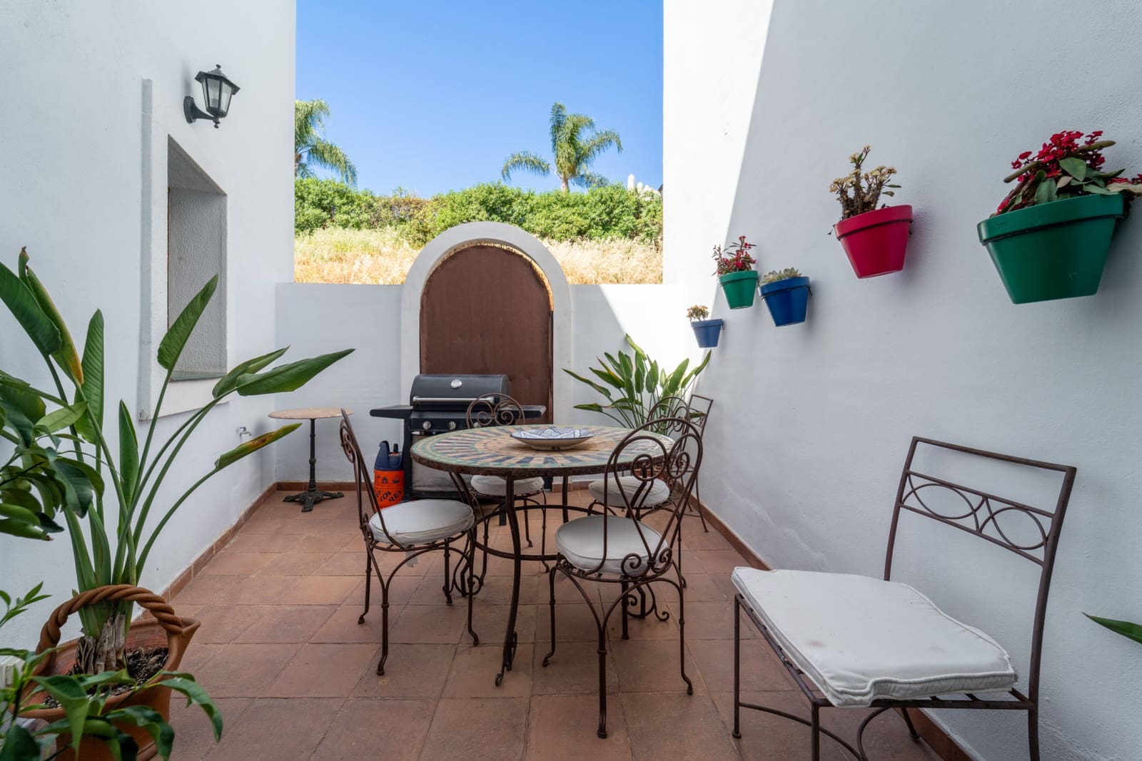 3 soveværelse Semi-Rækkehus til salg i Estepona med swimmingpool garage - € 749.000 (Ref: 9836216)