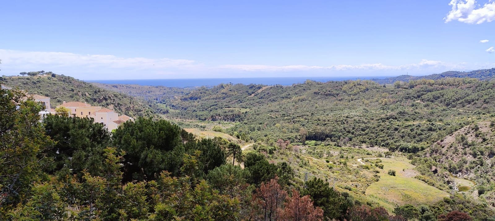 Terrain à Bâtir à vendre à Benahavis - 875 000 € (Ref: 9839074)