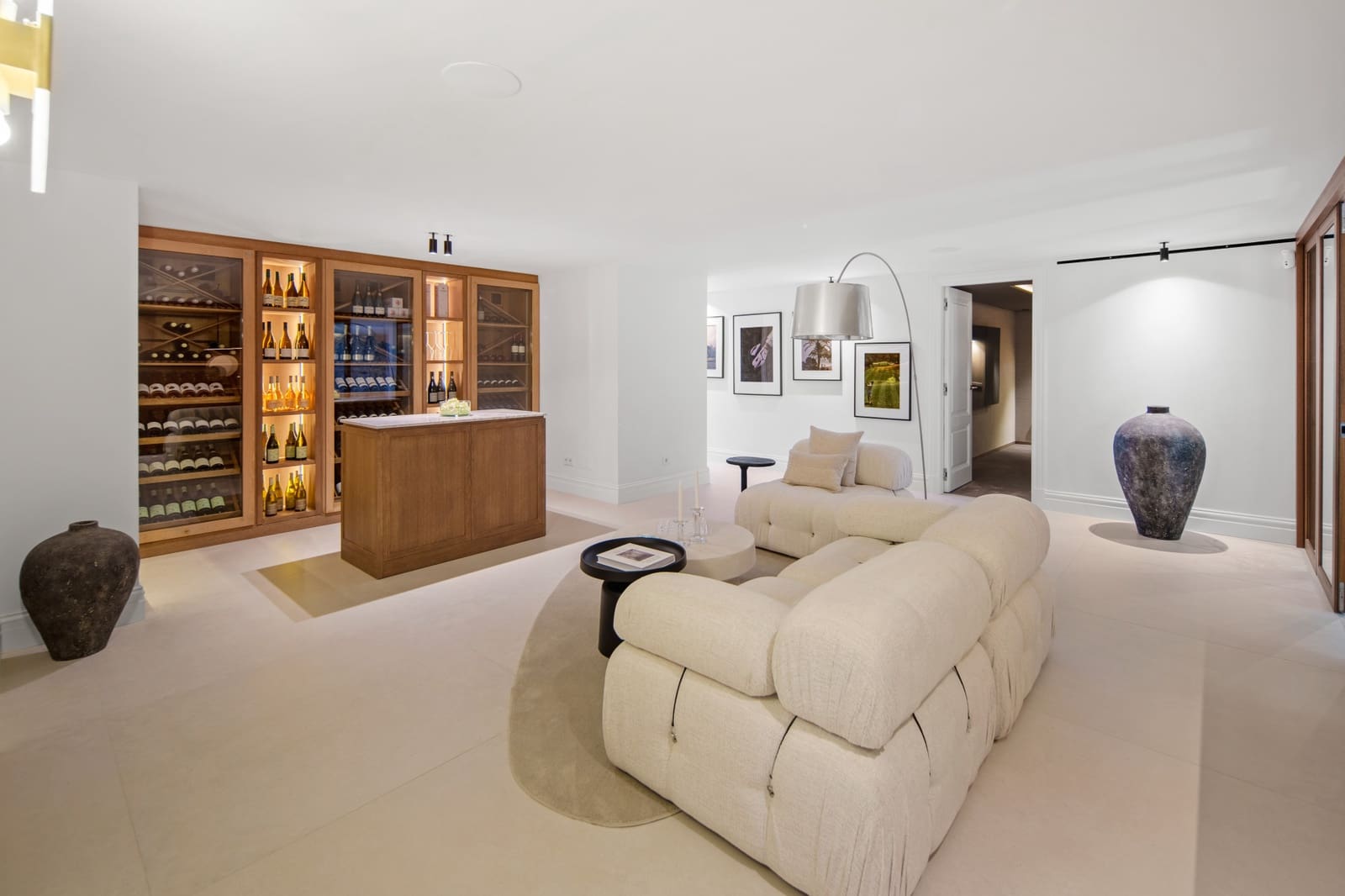 4 bedroom Villa for sale in Nueva Andalucia with pool garage - € 5,995,000 (Ref: 9849214)