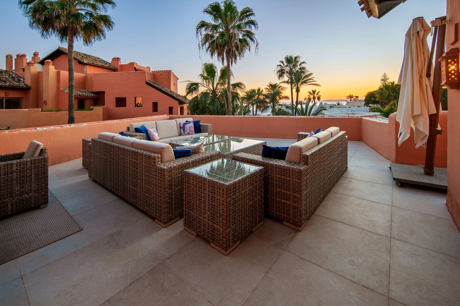3 bedroom Apartment for sale in Marbella with pool garage - € 4,250,000 (Ref: 9849215)