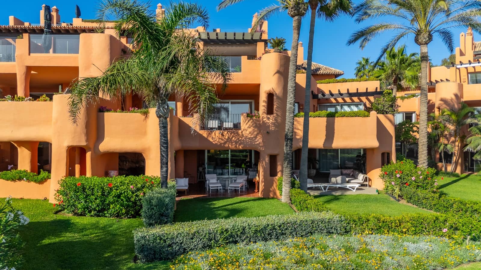 3 bedroom Apartment for sale in Marbella with pool garage - € 4,250,000 (Ref: 9849215)