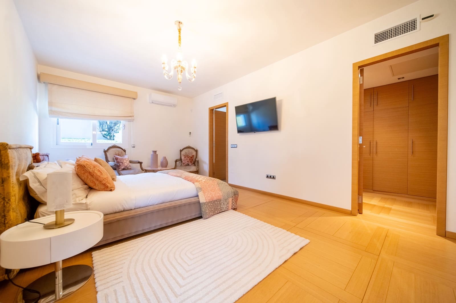 6 chambre Villa/Maison à vendre à Guadalmina avec piscine garage - 5 900 000 € (Ref: 9855208)