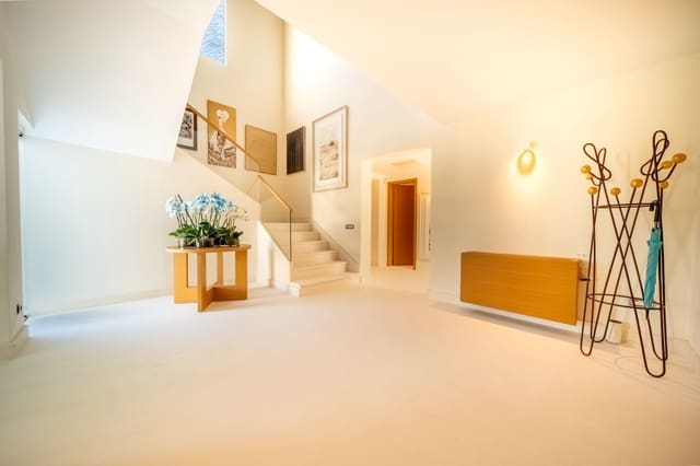 6 soverom Villa til salgs i Guadalmina Alta, Marbella med svømmebasseng garasje - € 5 900 000 (Ref: 9855208)