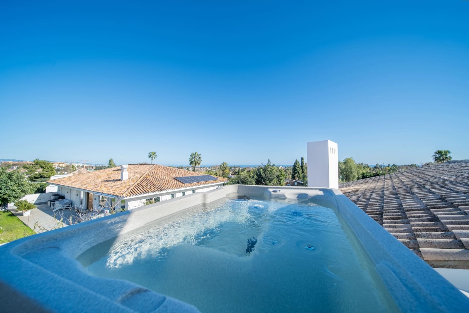 6 chambre Villa/Maison à vendre à Guadalmina avec piscine garage - 5 900 000 € (Ref: 9855208)