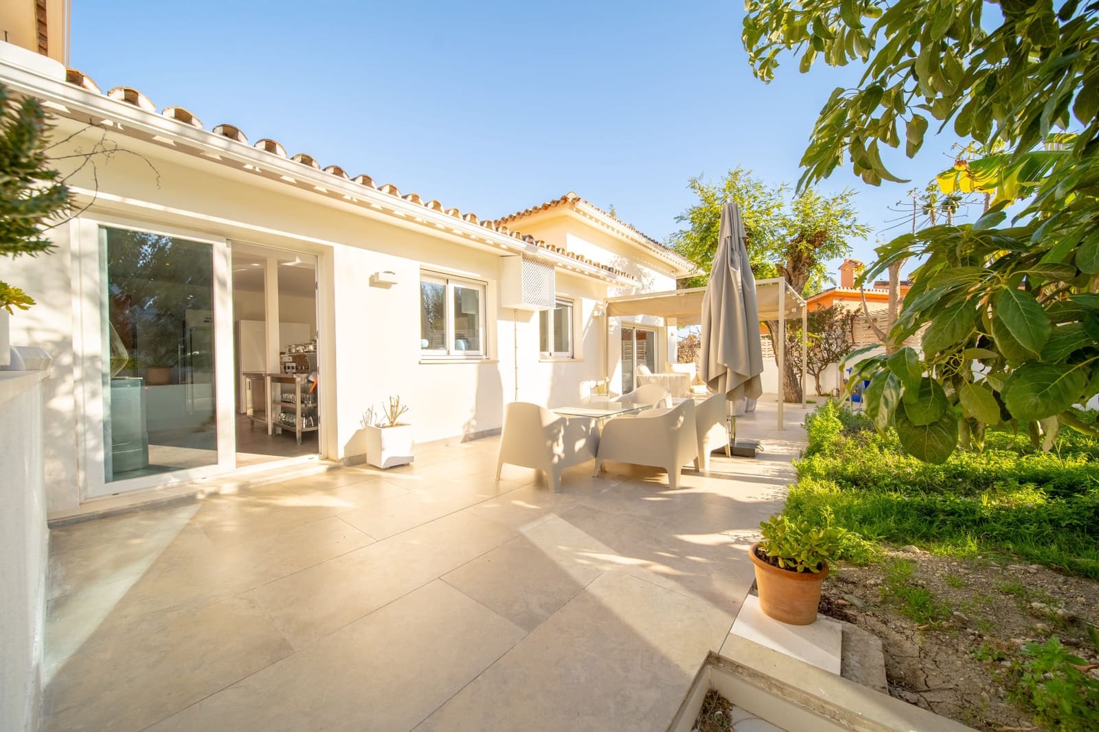 6 chambre Villa/Maison à vendre à Guadalmina avec piscine garage - 5 900 000 € (Ref: 9855208)