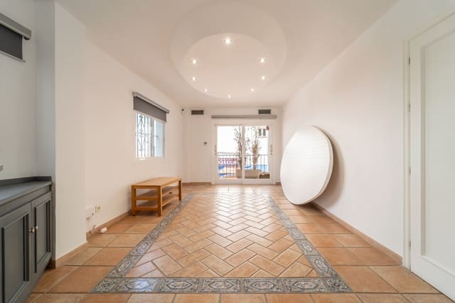 4 slaapkamer Kantoor te huur in San Pedro de Alcantara, Marbella - € 3.490 (Ref: 9858415)