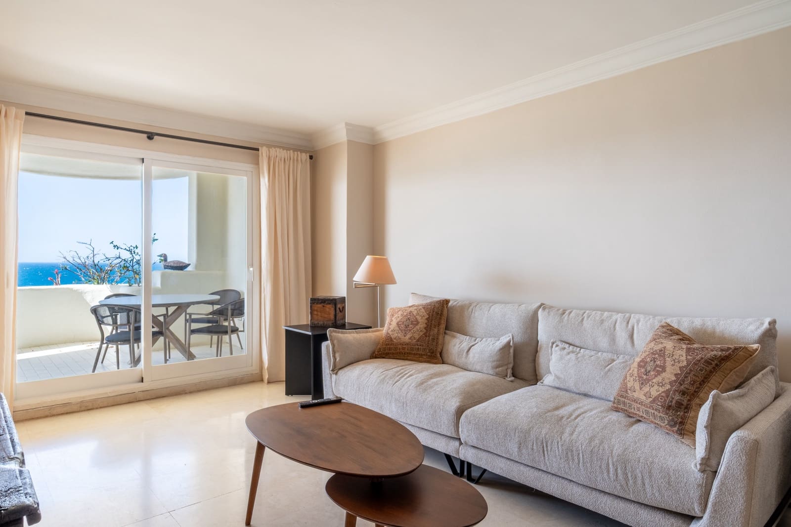 3 bedroom Apartment for holiday rental in Marbella with pool garage - € 4,500 (Ref: 9860790)