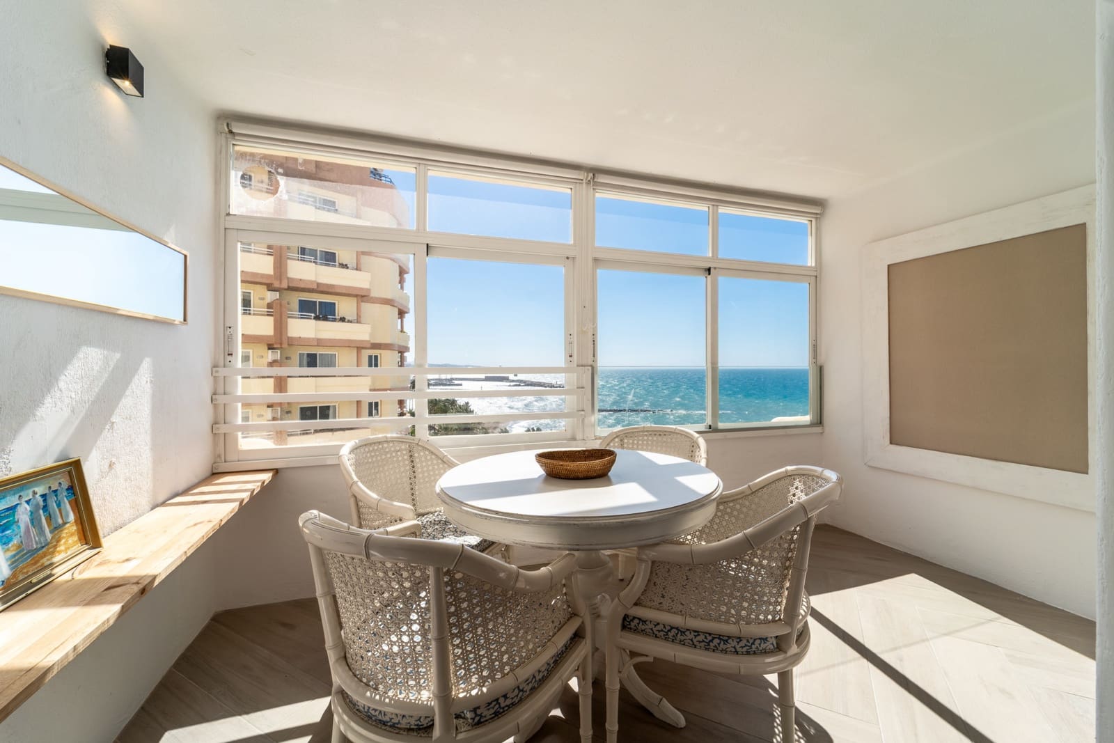 3 bedroom Apartment for holiday rental in Marbella with pool garage - € 4,500 (Ref: 9860790)