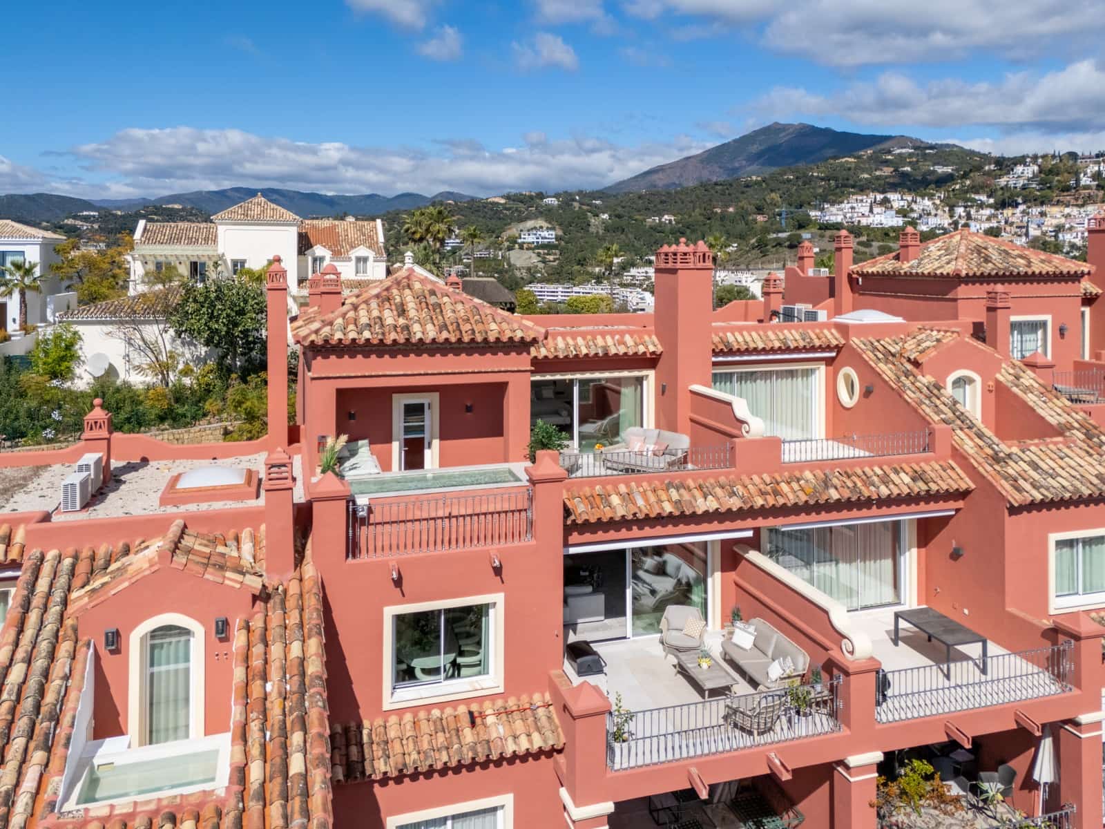 2 camera da letto Appartamento in vendita in Monte Halcones con piscina garage - 1.950.000 € (Rif: 9861708)