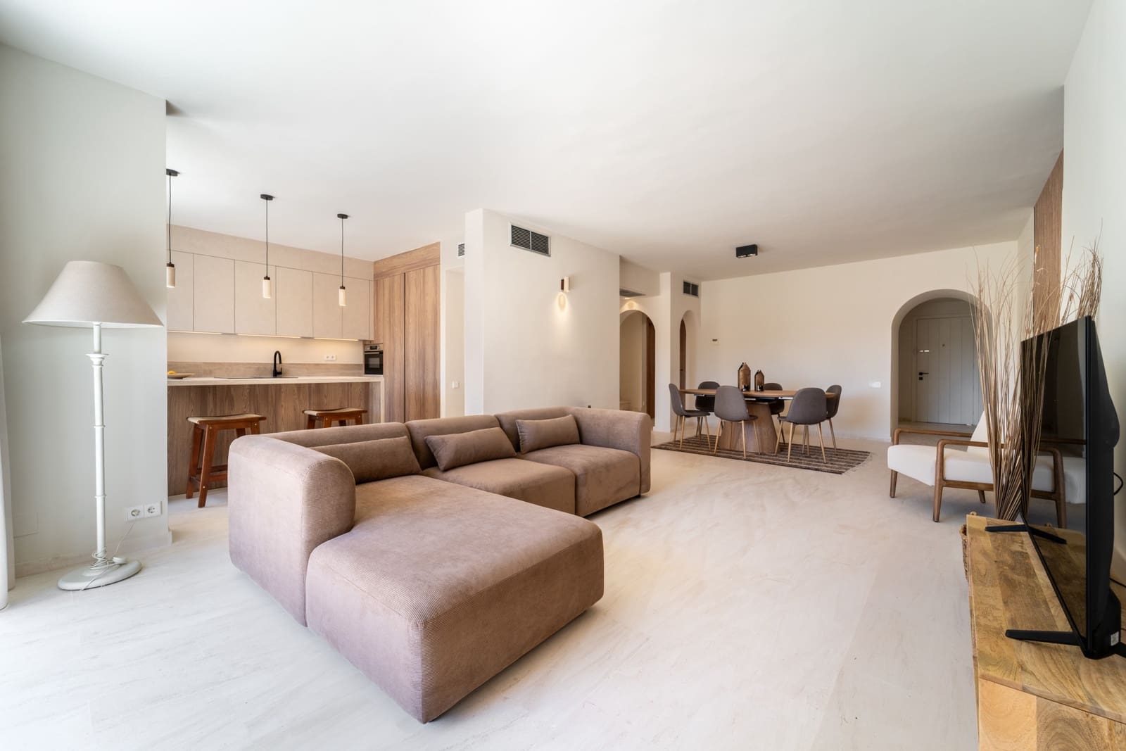3 soveværelse Penthouse til salg i Estepona med swimmingpool garage - € 995.000 (Ref: 9875857)