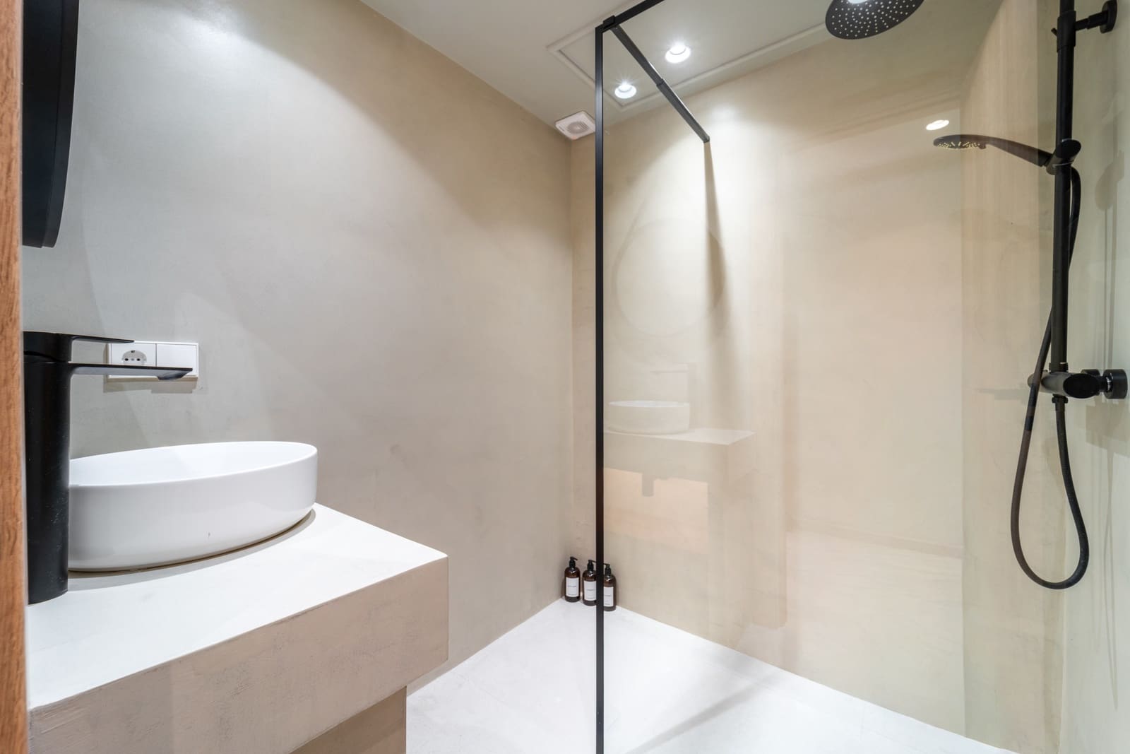 3 soveværelse Penthouse til salg i Estepona med swimmingpool garage - € 995.000 (Ref: 9875857)