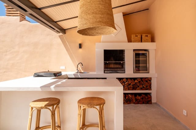 3 soveværelse Penthouse til salg i Estepona med swimmingpool garage - € 995.000 (Ref: 9875857)