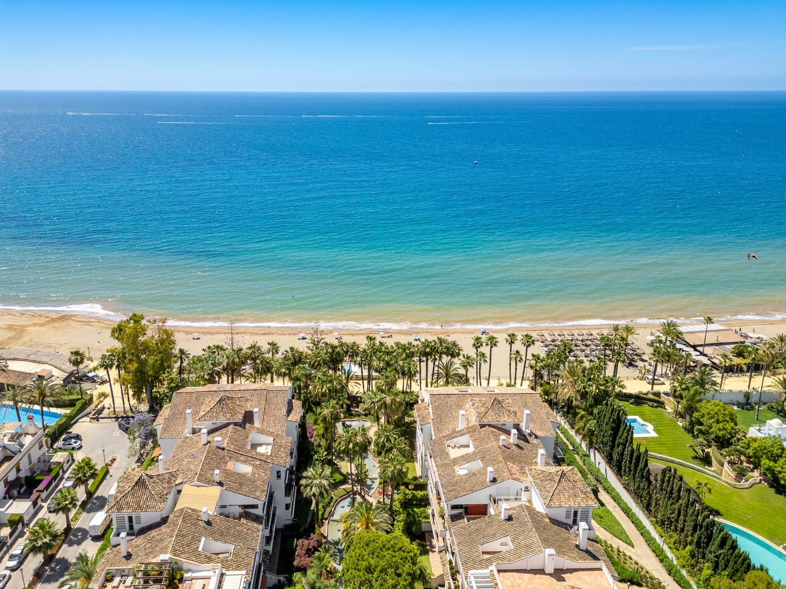 2 soverom Penthouse til salgs i Marbella med svømmebasseng garasje - € 1 995 000 (Ref: 9880739)