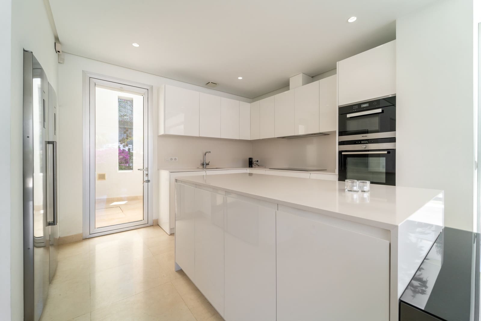 3 camera da letto Villa in vendita in Marbella con piscina garage - 2.150.000 € (Rif: 9884328)