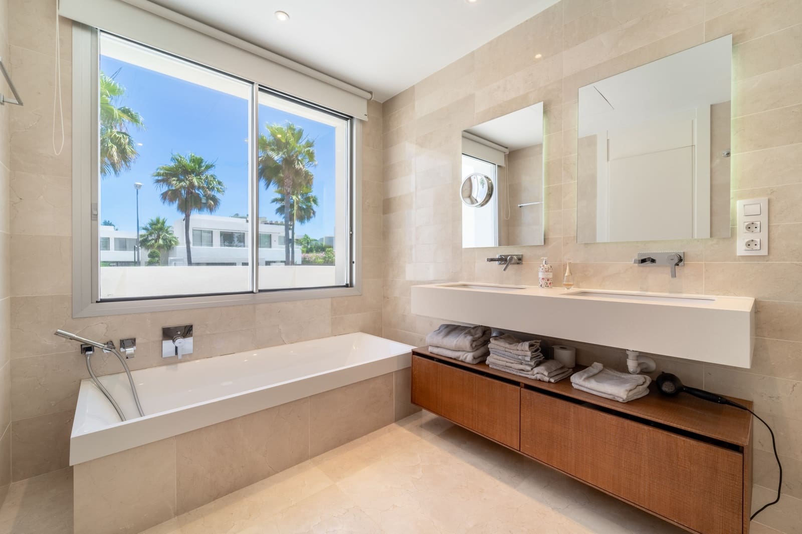 3 camera da letto Villa in vendita in Marbella con piscina garage - 2.150.000 € (Rif: 9884328)