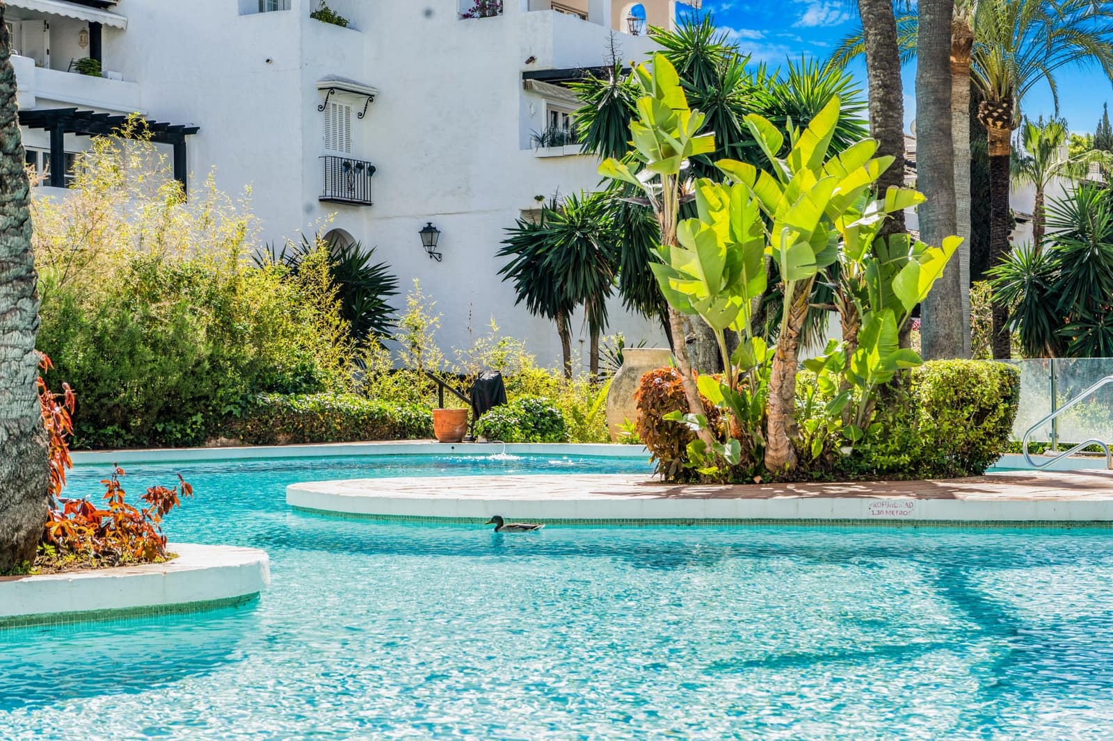 Apartamento de 1 habitación en Marbella en venta con piscina - 1.650.000 € (Ref: 9884329)