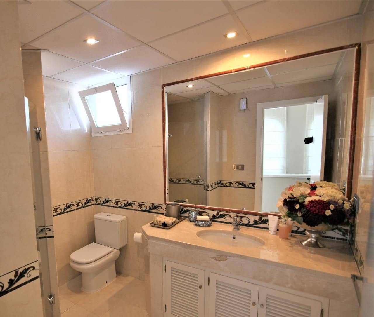 4 sovrum Villa att hyra i Marbella med pool garage - 9 100 € (Ref: 9891453)