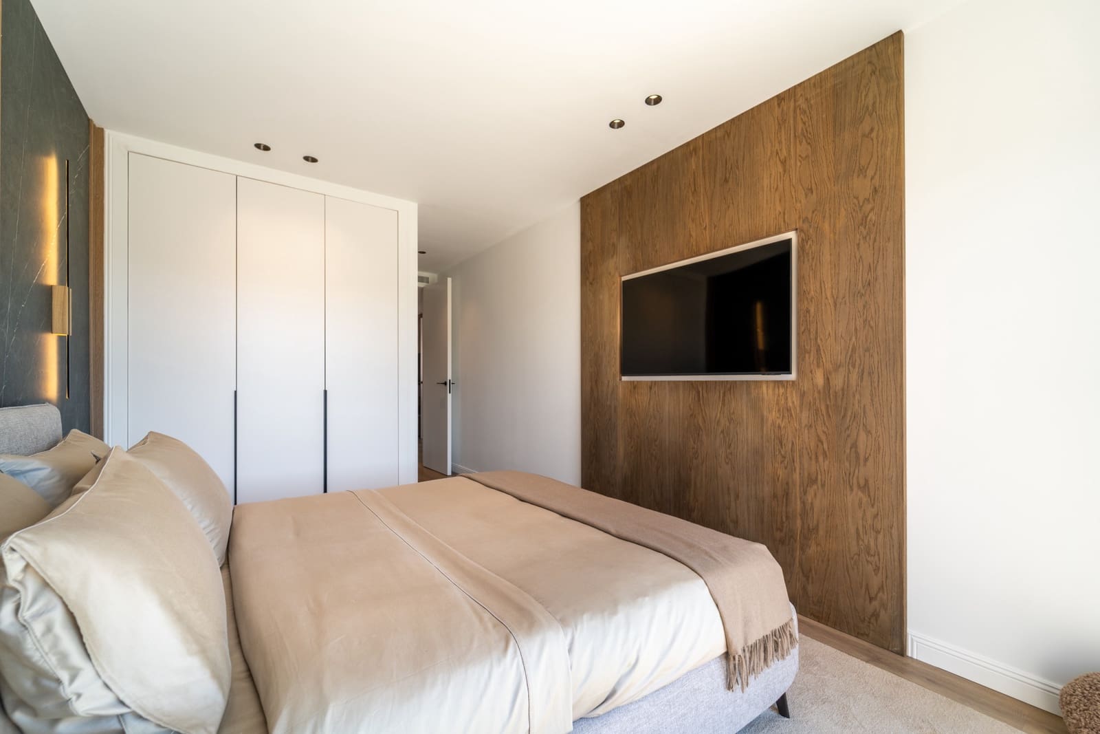 3 slaapkamer Huis te koop in Monte Halcones met zwembad garage - € 1.395.000 (Ref: 9894106)