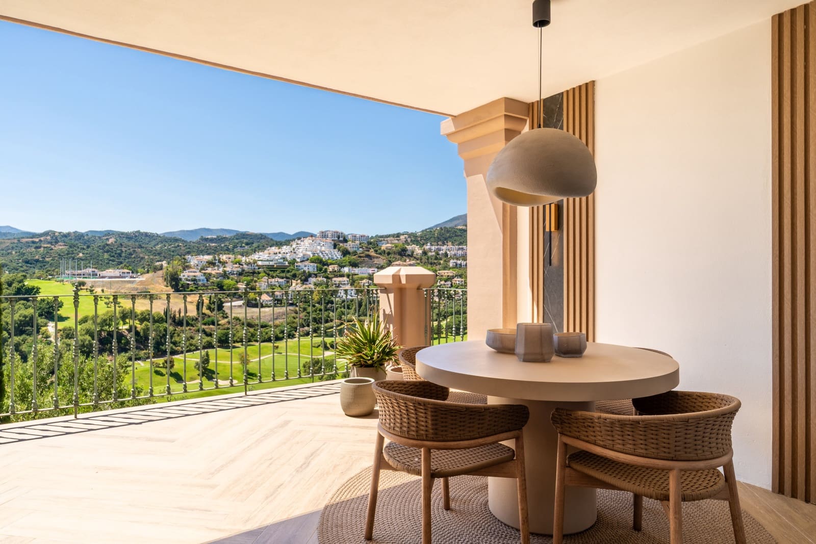 3 slaapkamer Huis te koop in Monte Halcones met zwembad garage - € 1.395.000 (Ref: 9894106)