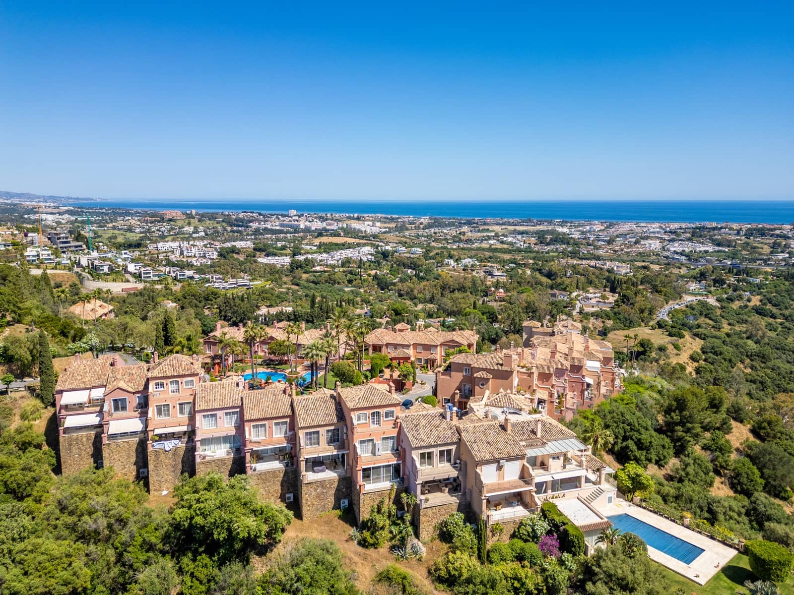 3 slaapkamer Huis te koop in Monte Halcones met zwembad garage - € 1.395.000 (Ref: 9894106)