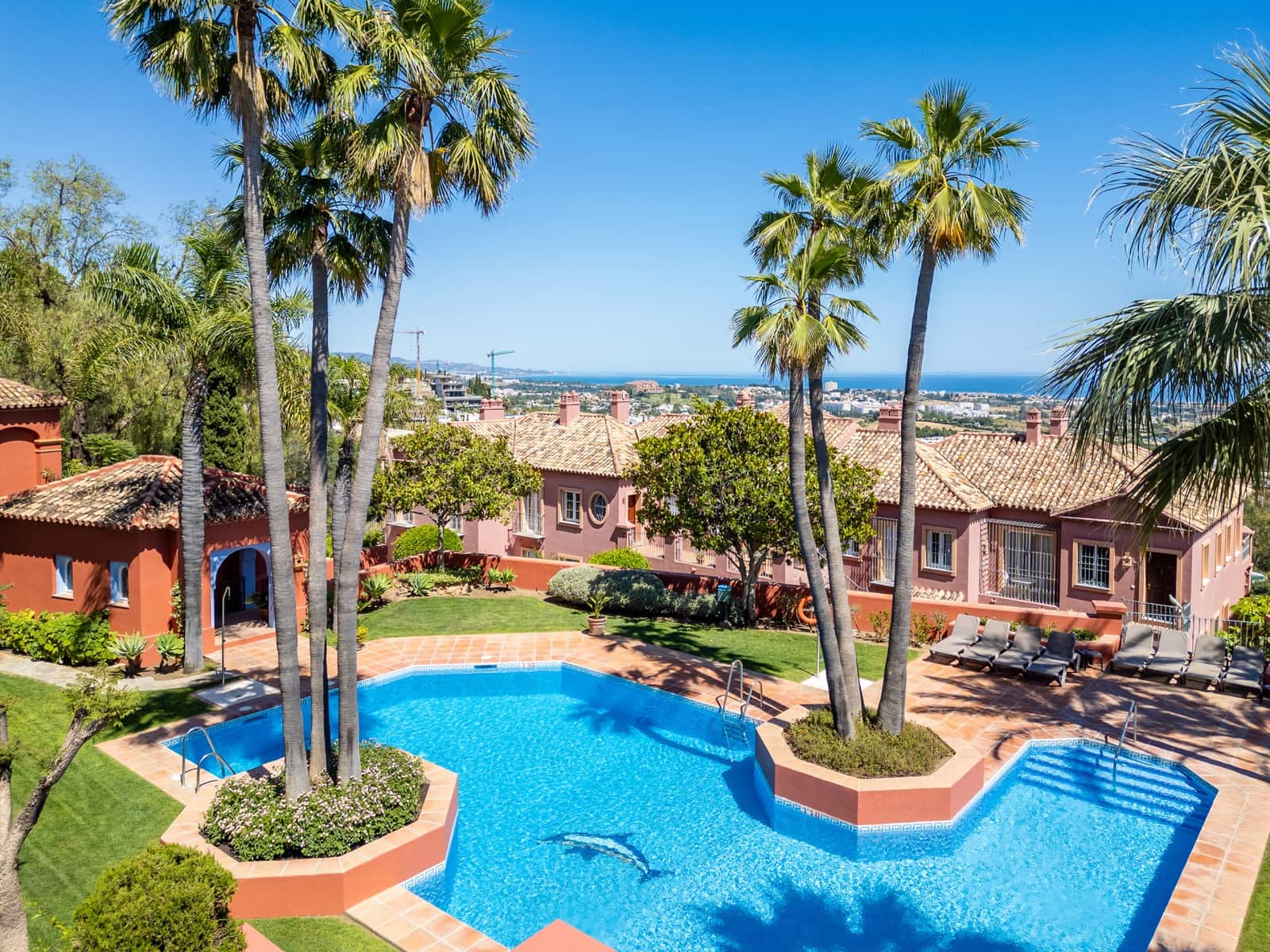 3 slaapkamer Huis te koop in Monte Halcones met zwembad garage - € 1.395.000 (Ref: 9894106)