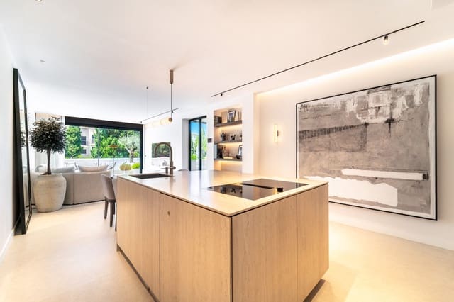 3 slaapkamer Penthouse te koop in Marbella met zwembad garage - € 1.490.000 (Ref: 9904215)