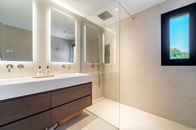 3 slaapkamer Penthouse te koop in Marbella met zwembad garage - € 1.490.000 (Ref: 9904215)