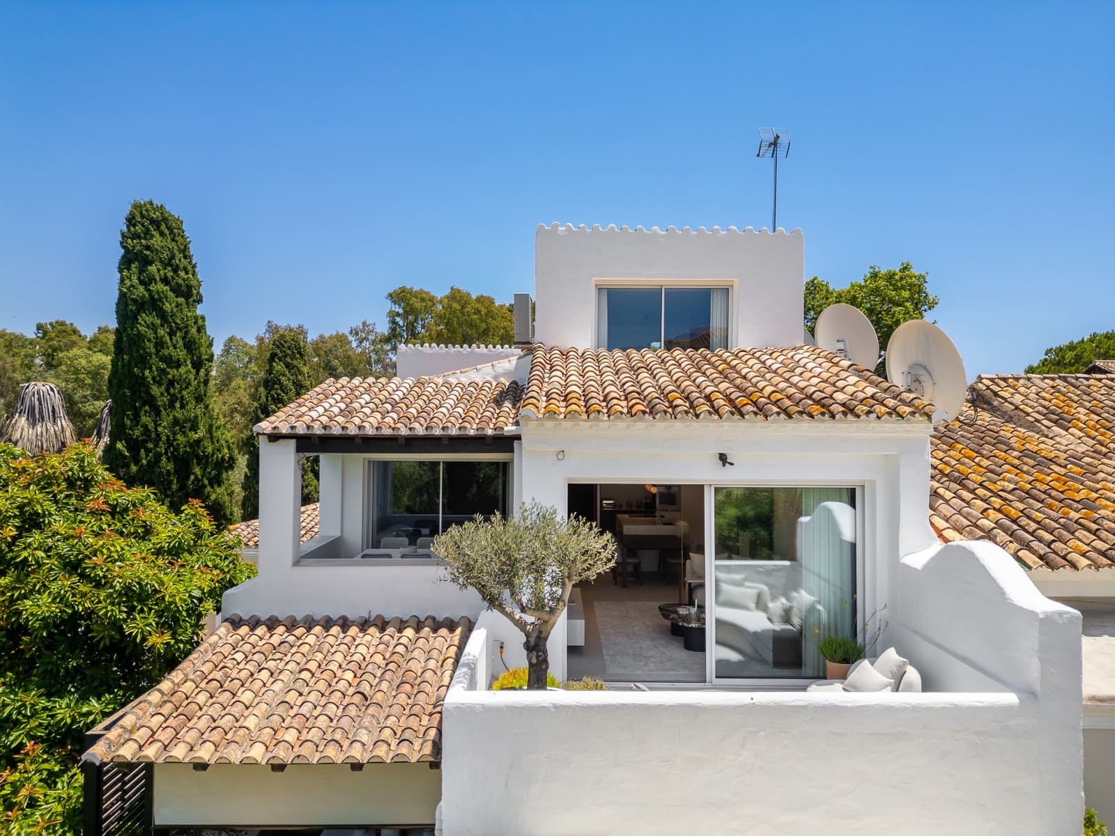3 slaapkamer Penthouse te koop in Marbella met zwembad garage - € 1.490.000 (Ref: 9904215)