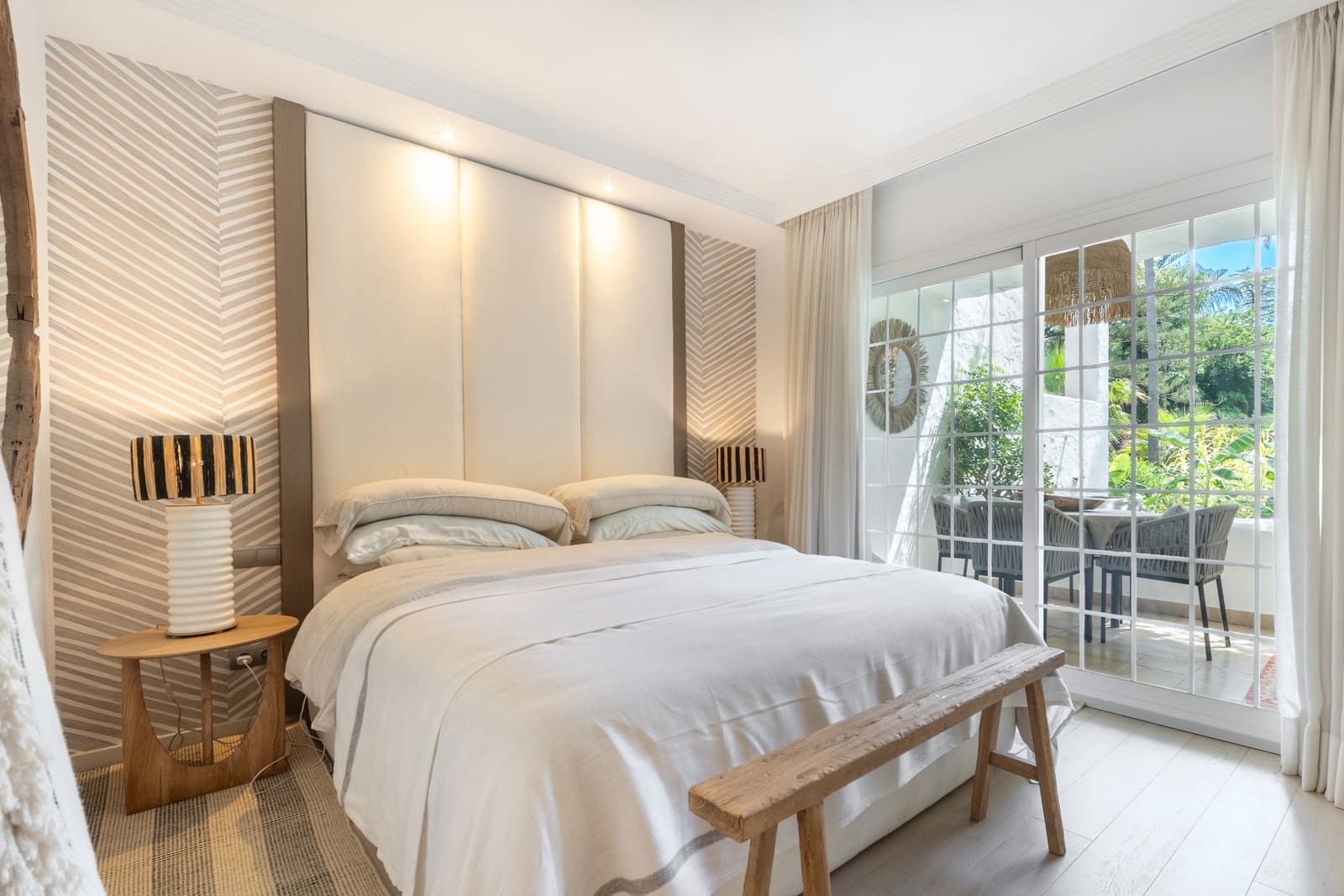 2 chambre Appartement à vendre à Marbella avec piscine garage - 2 695 000 € (Ref: 9929030)