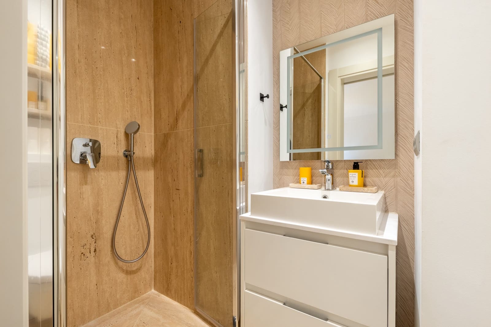 2 chambre Appartement à vendre à Marbella avec piscine garage - 2 695 000 € (Ref: 9929030)