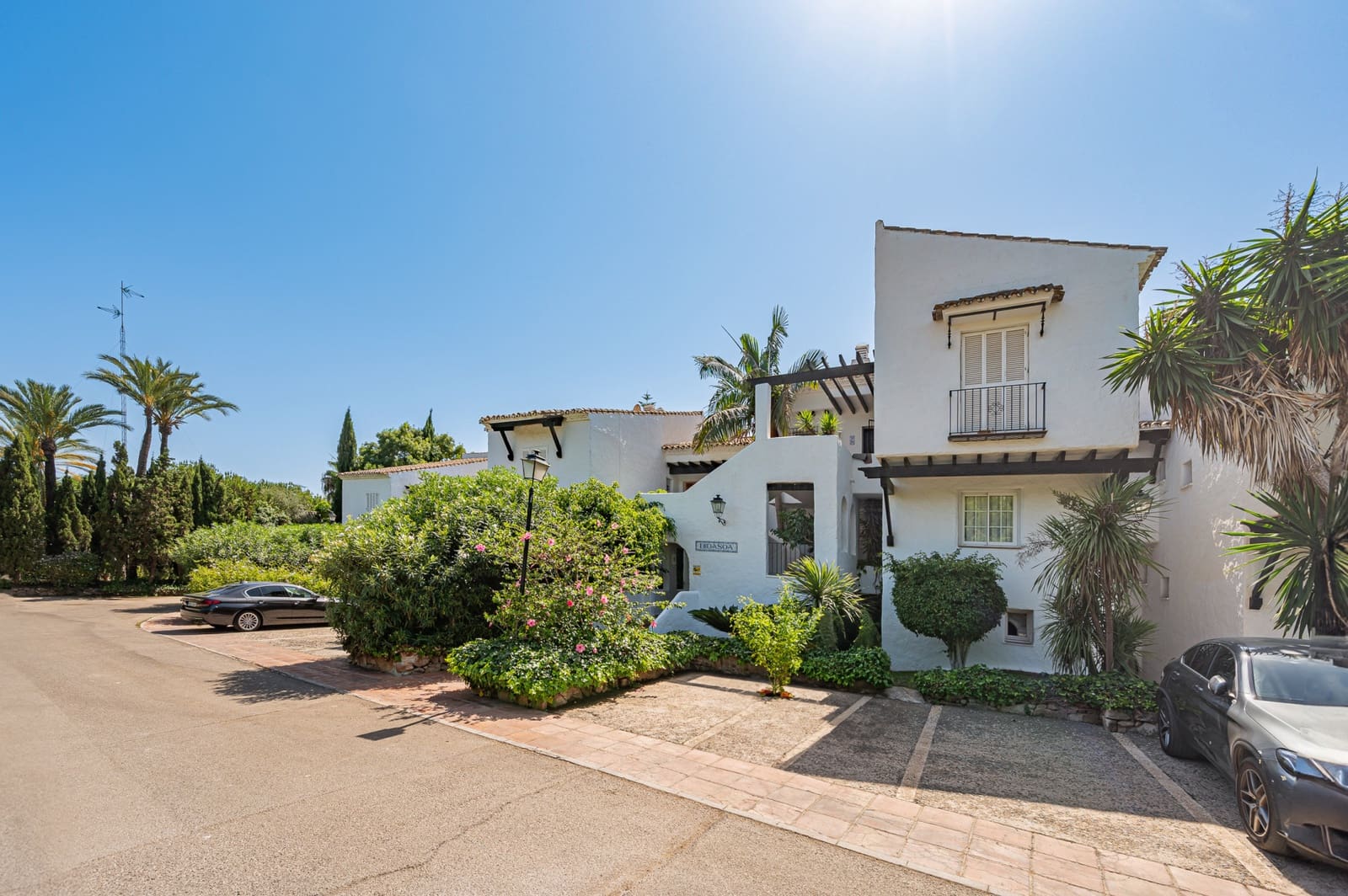 2 chambre Appartement à vendre à Marbella avec piscine garage - 2 695 000 € (Ref: 9929030)