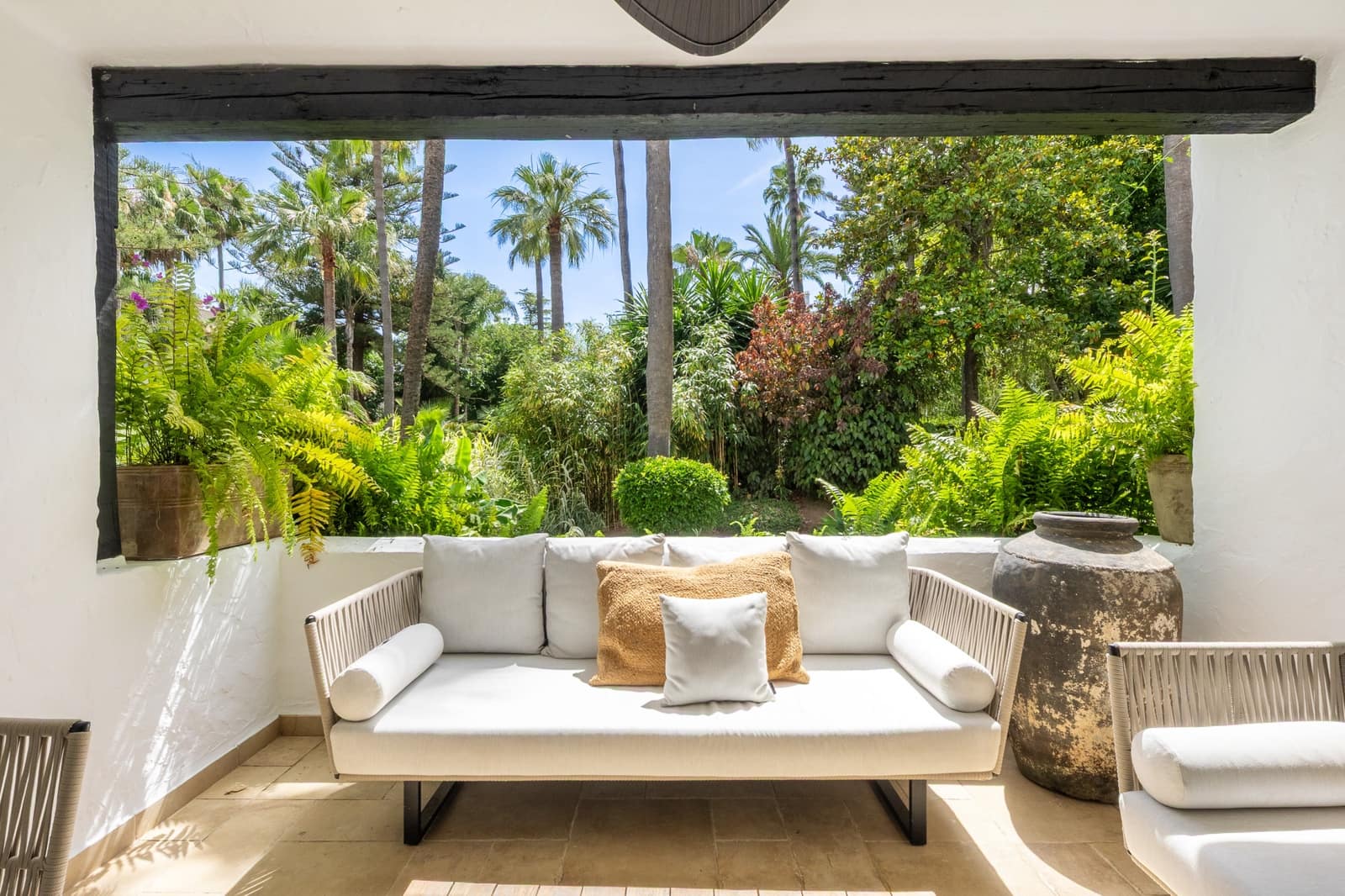 2 chambre Appartement à vendre à Marbella avec piscine garage - 2 695 000 € (Ref: 9929030)