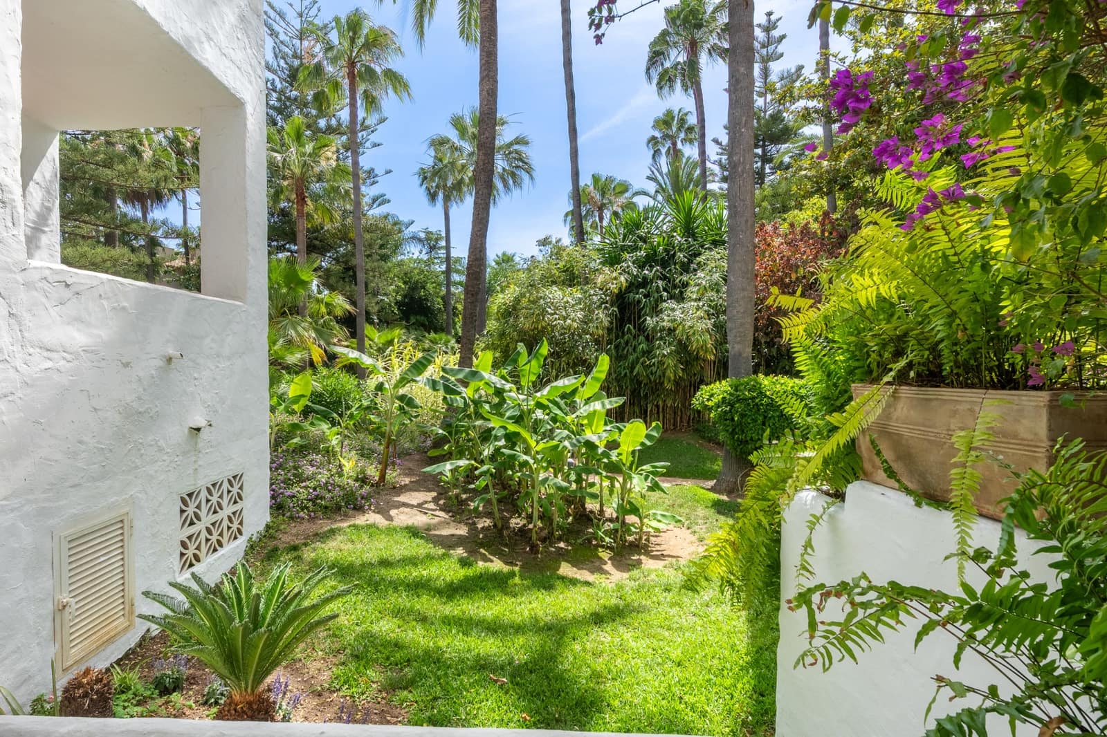 2 chambre Appartement à vendre à Marbella avec piscine garage - 2 695 000 € (Ref: 9929030)
