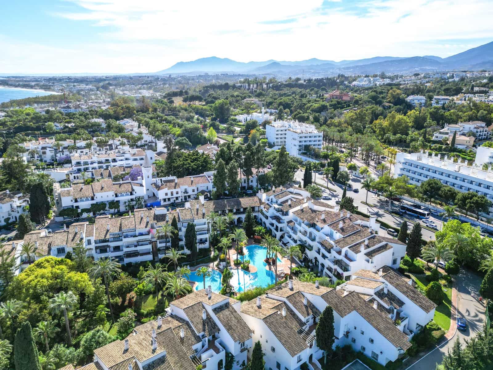 2 chambre Appartement à vendre à Marbella avec piscine garage - 2 695 000 € (Ref: 9929030)