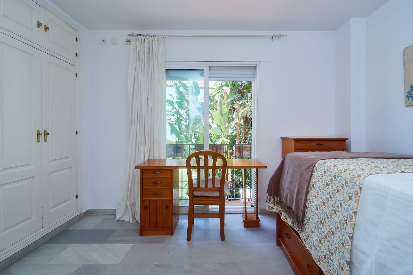 3 makuuhuone Omakotitalo vuokrattavana paikassa Marbella mukana uima-altaan 
autotalli - 4 000 € (Ref: 9935288)