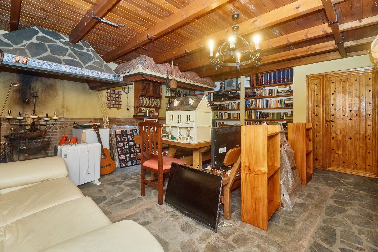 3 makuuhuone Omakotitalo vuokrattavana paikassa Marbella mukana uima-altaan 
autotalli - 4 000 € (Ref: 9935288)