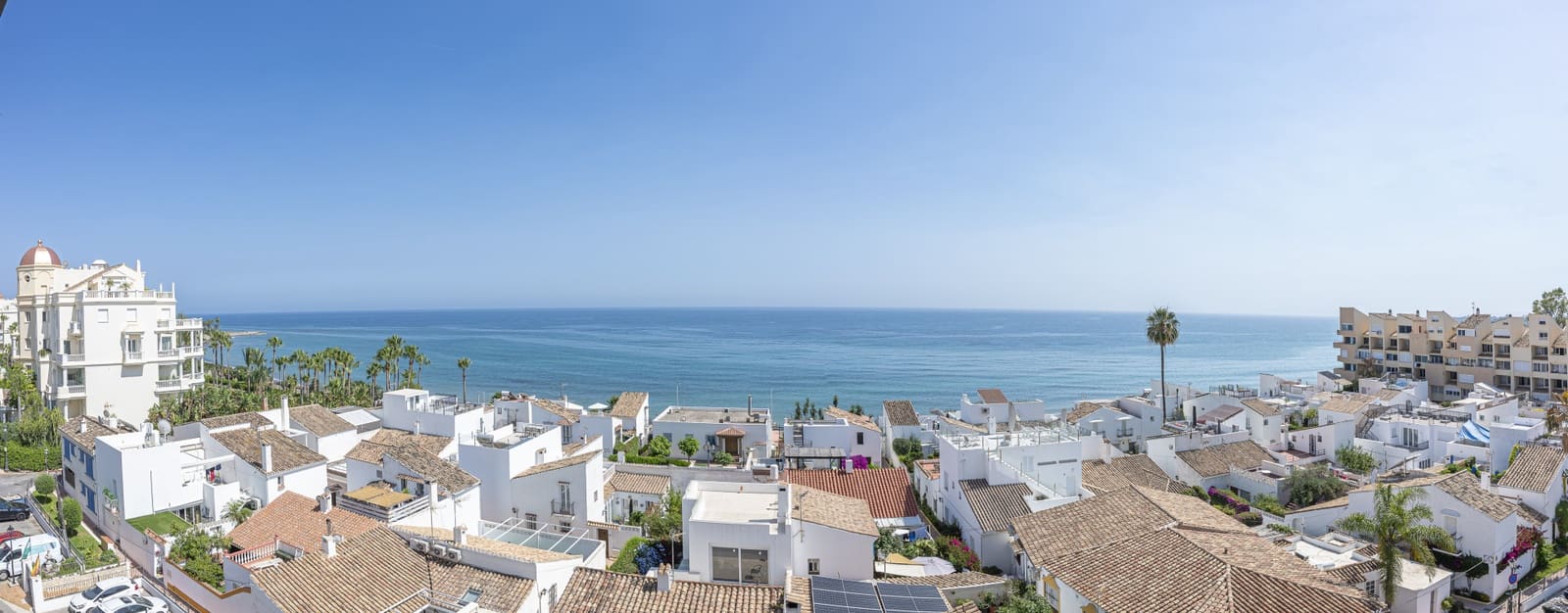 3 bedroom Apartment for rent in Estepona with pool garage - € 3,600 (Ref: 9935289)