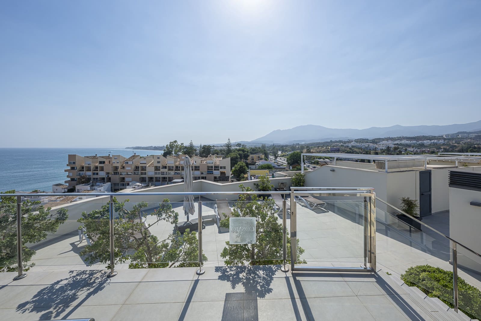 3 bedroom Apartment for rent in Estepona with pool garage - € 3,600 (Ref: 9935289)