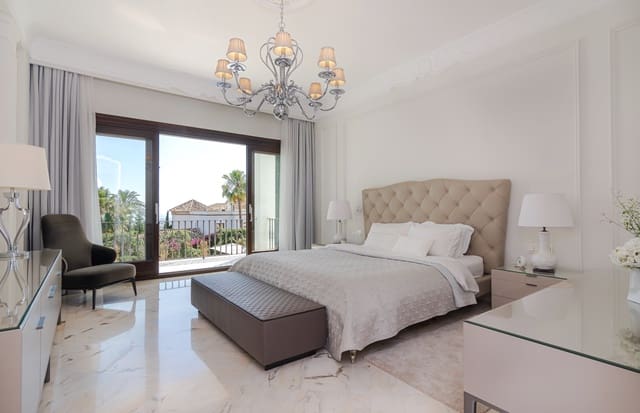 6 sypialnia Willa na kwatery wakacyjne w Marbella z basenem garażem - 22 000 € (Ref: 9935290)