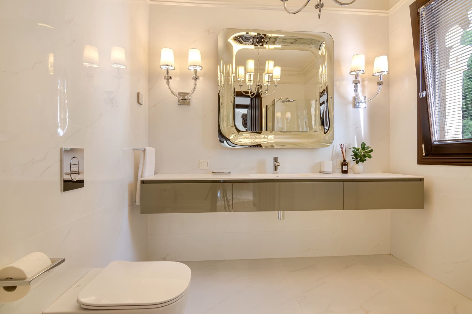 6 sypialnia Willa na kwatery wakacyjne w Marbella z basenem garażem - 22 000 € (Ref: 9935290)