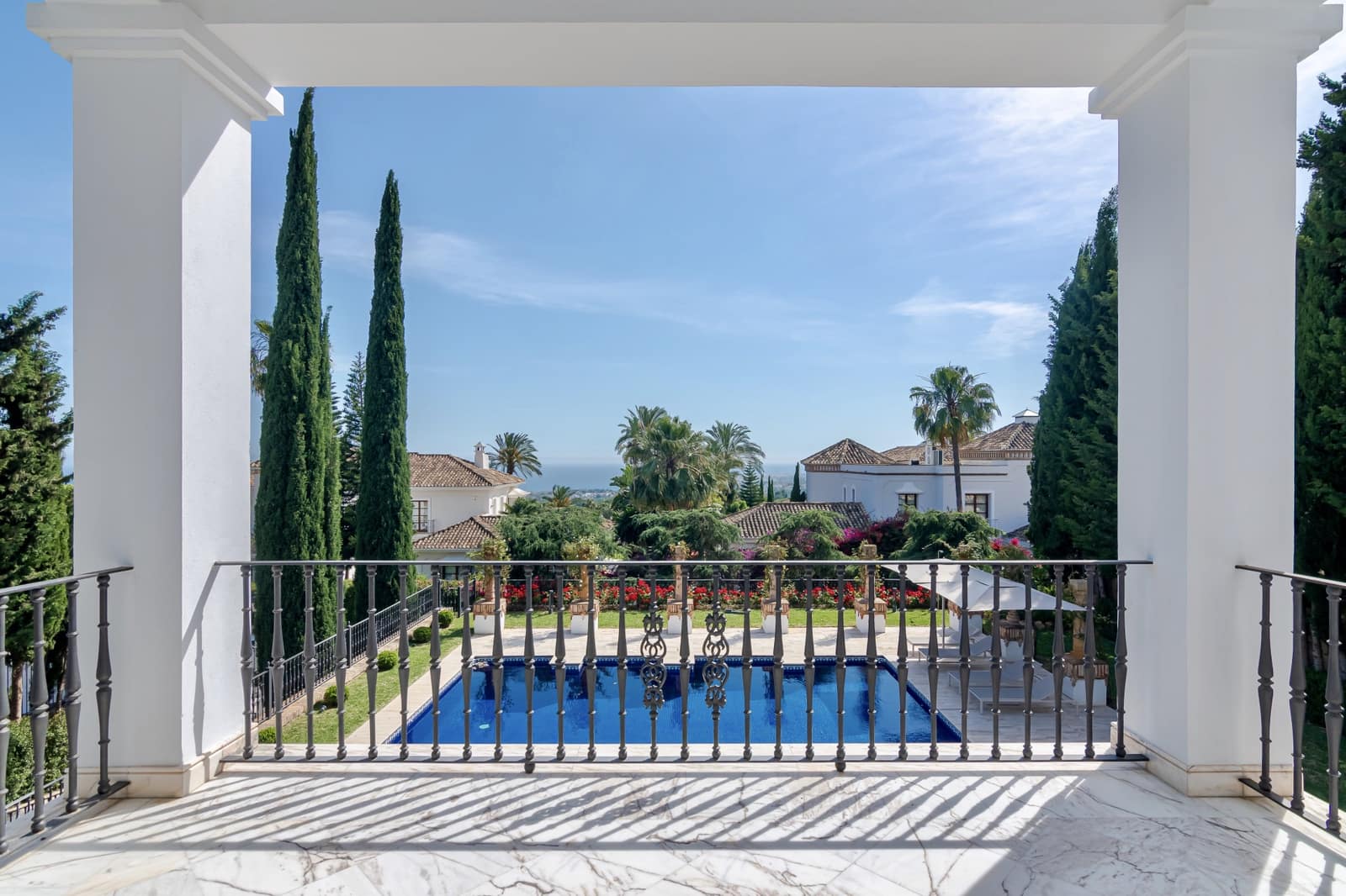 6 sypialnia Willa na kwatery wakacyjne w Marbella z basenem garażem - 22 000 € (Ref: 9935290)