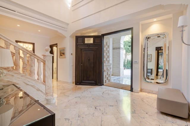 6 sypialnia Willa na kwatery wakacyjne w Marbella z basenem garażem - 22 000 € (Ref: 9935290)