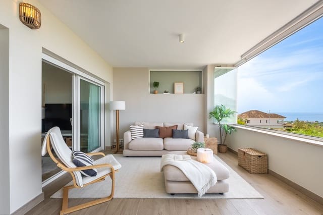 3 soverom Penthouse til salgs i Marbella med svømmebasseng garasje - € 1 155 000 (Ref: 9936043)