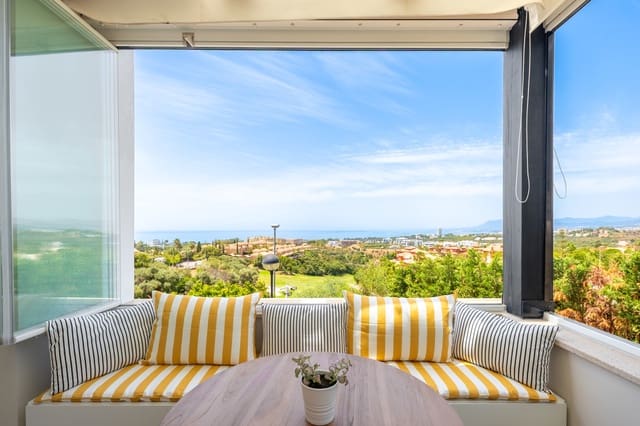 3 soverom Penthouse til salgs i Marbella med svømmebasseng garasje - € 1 155 000 (Ref: 9936043)