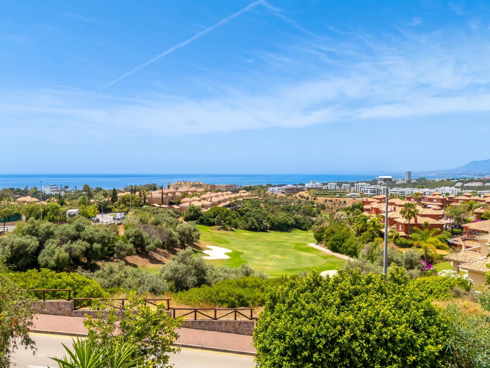 3 bedroom Penthouse for sale in Marbella with pool garage - € 1,155,000 (Ref: 9936043)
