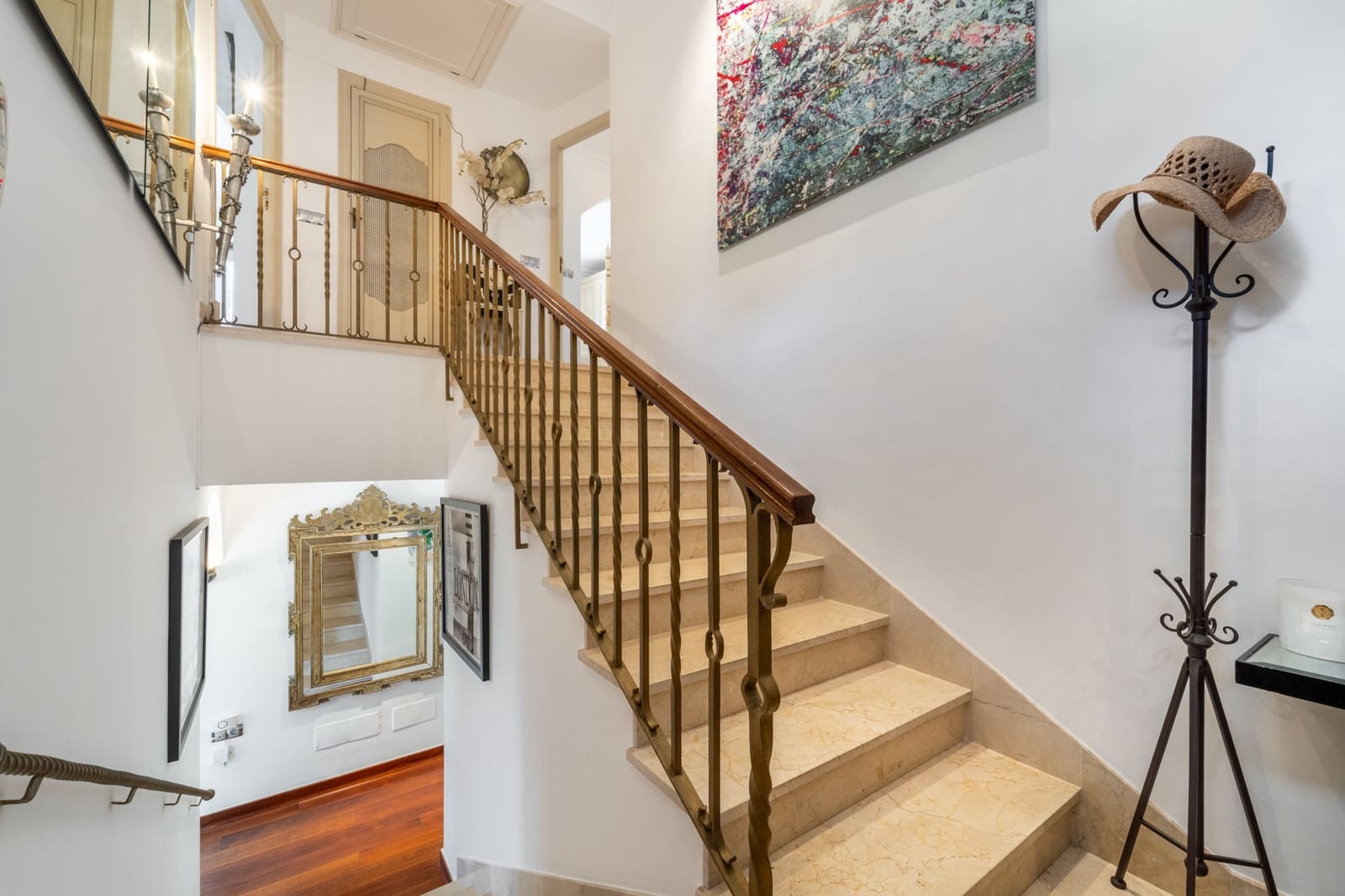 3 bedroom Semi-detached Villa for sale in Marbella with pool garage - € 1,895,000 (Ref: 9937809)